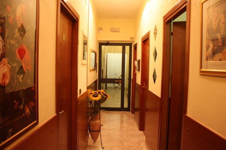 Bed and Breakfast Yiennese Two à Rome Extérieur photo